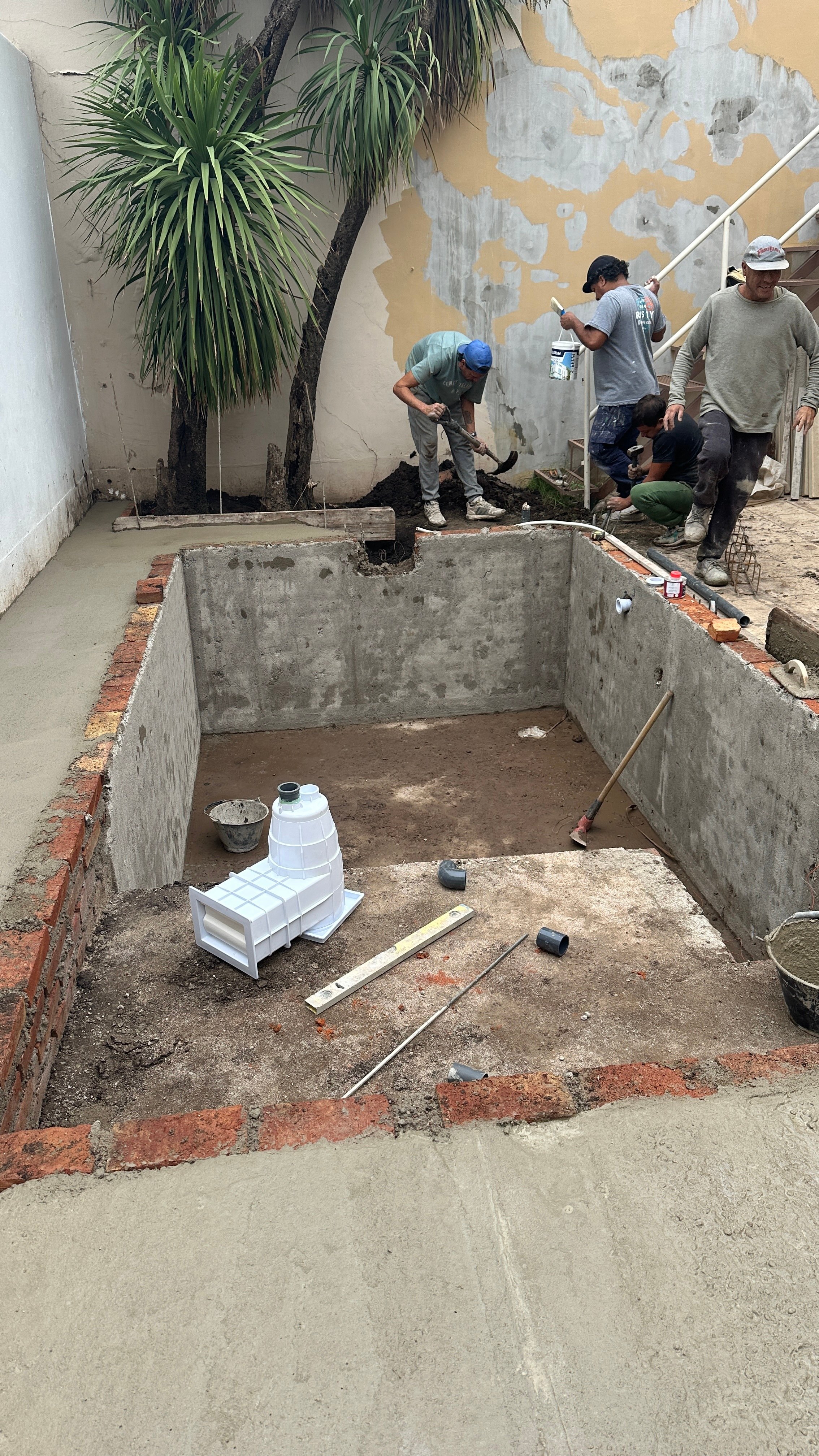 Obra residencial, pileta